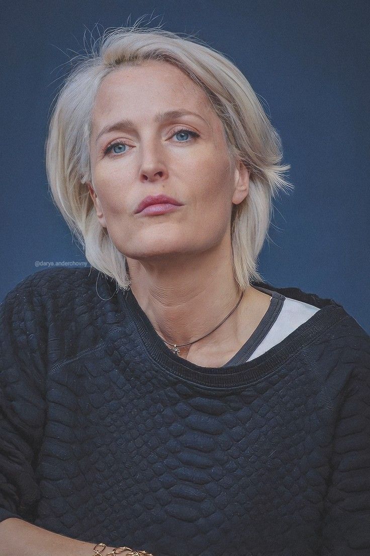 Gillian Anderson